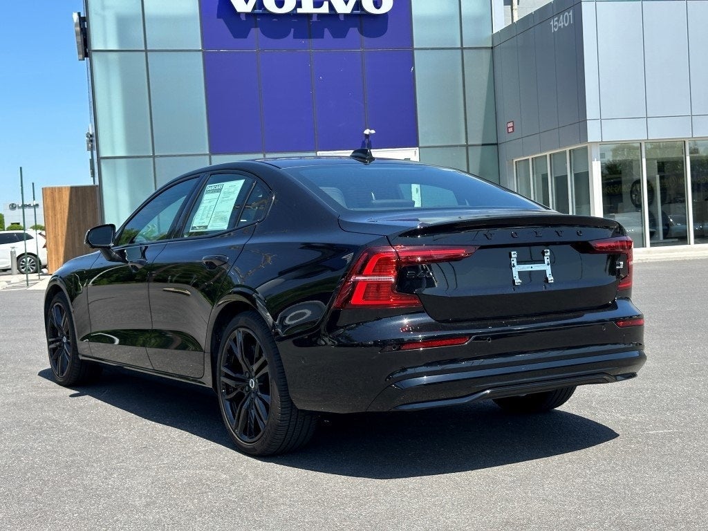 2024 Volvo S60 Recharge Plug-In Hybrid T8 Plus Black Edition AWD