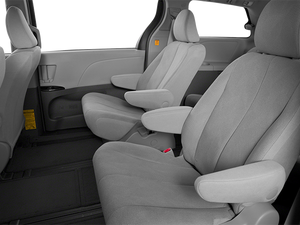 2014 Toyota Sienna XLE 8 Passenger