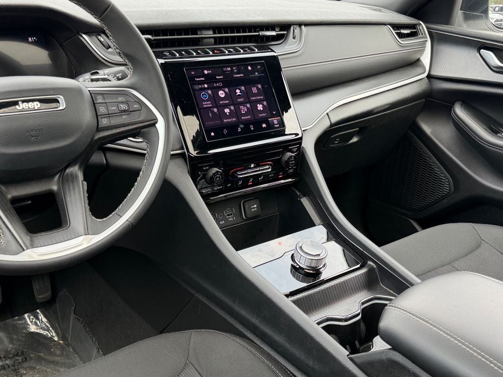 2025 Jeep Grand Cherokee Laredo X