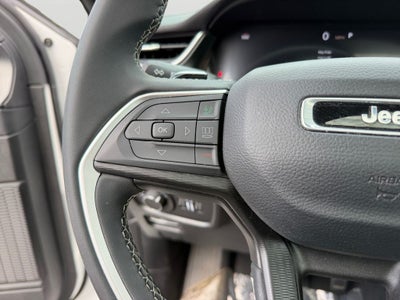 2025 Jeep Grand Cherokee Laredo X