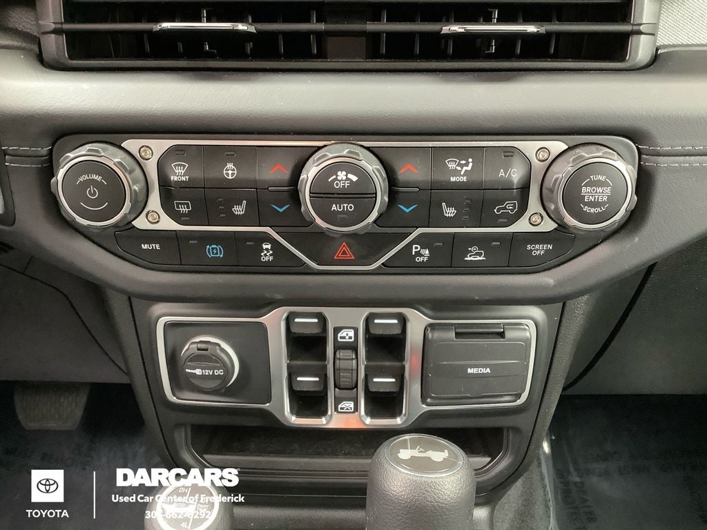 2025 Jeep Wrangler Sahara 4xe