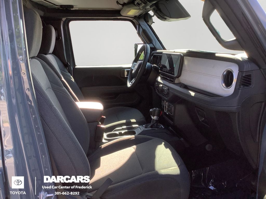 2025 Jeep Wrangler Sahara 4xe
