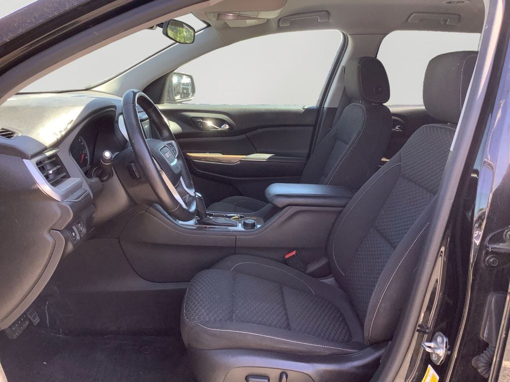 2017 GMC Acadia SLE-2