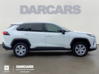 2025 Toyota RAV4 LE