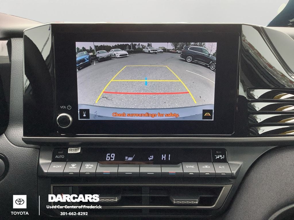 2025 Toyota Camry LE