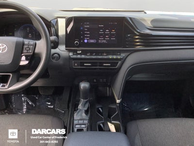 2025 Toyota Camry LE