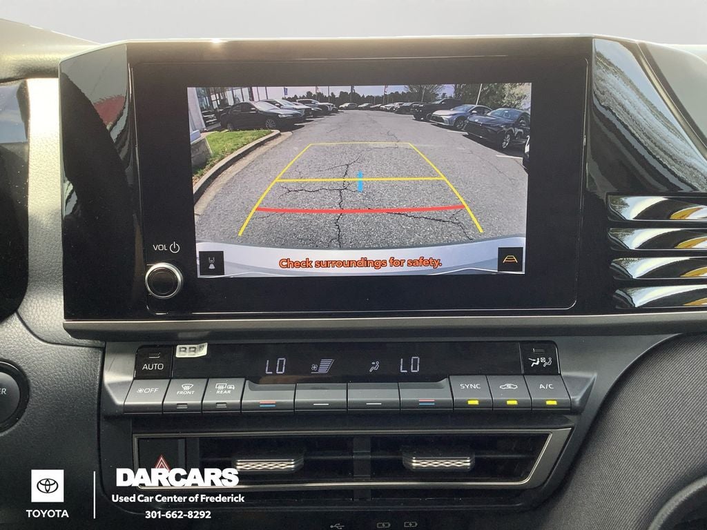 2025 Toyota Camry LE