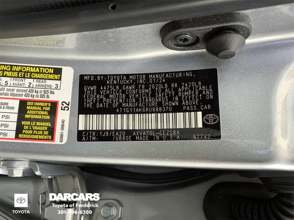 2024 Toyota Camry SE