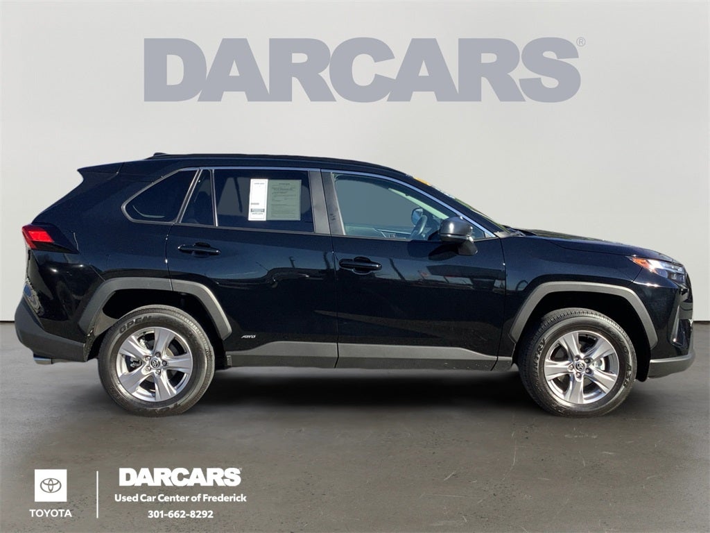 2025 Toyota RAV4 Hybrid LE