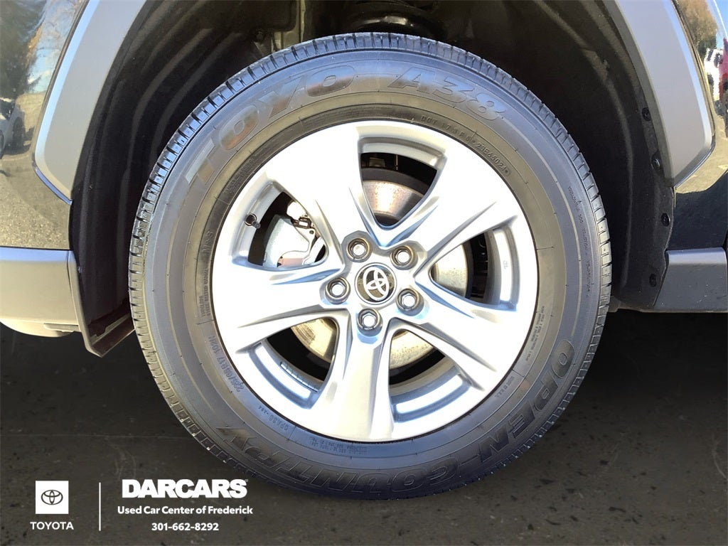 2025 Toyota RAV4 Hybrid LE