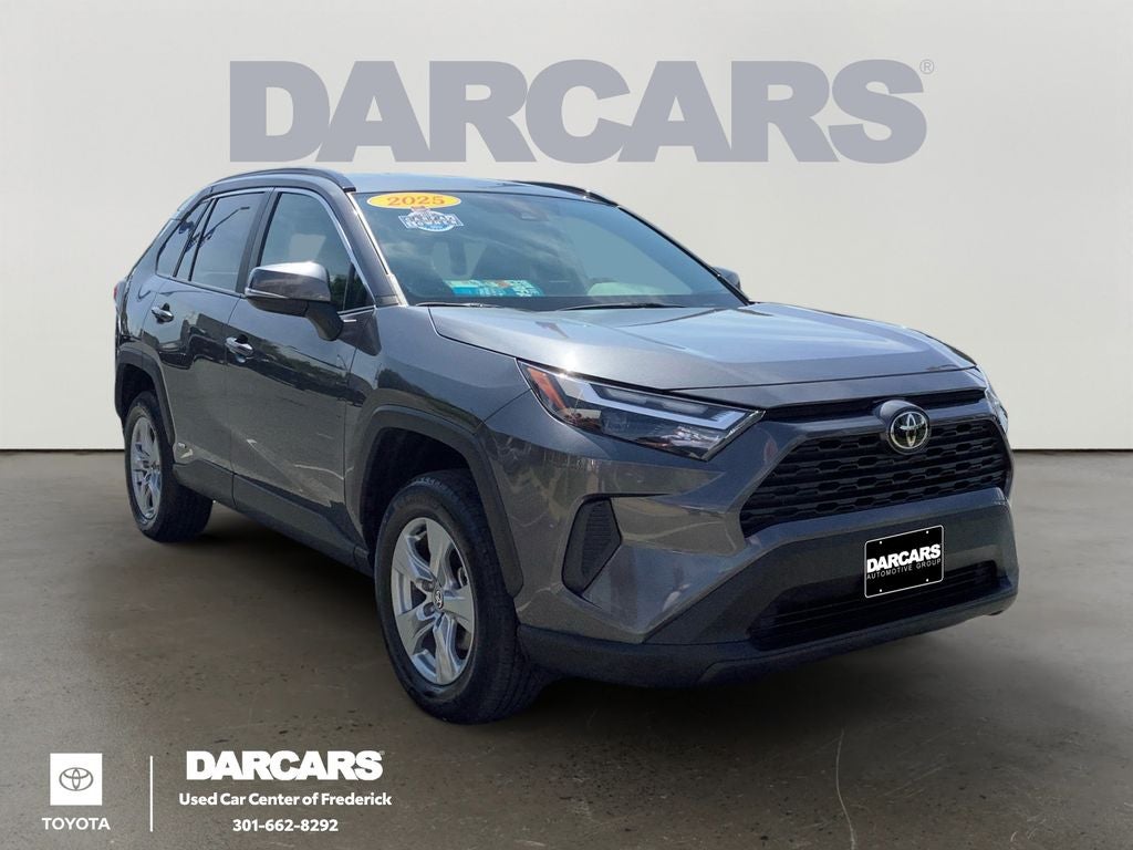 2025 Toyota RAV4 Hybrid XLE