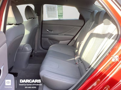 2023 Hyundai Elantra SE