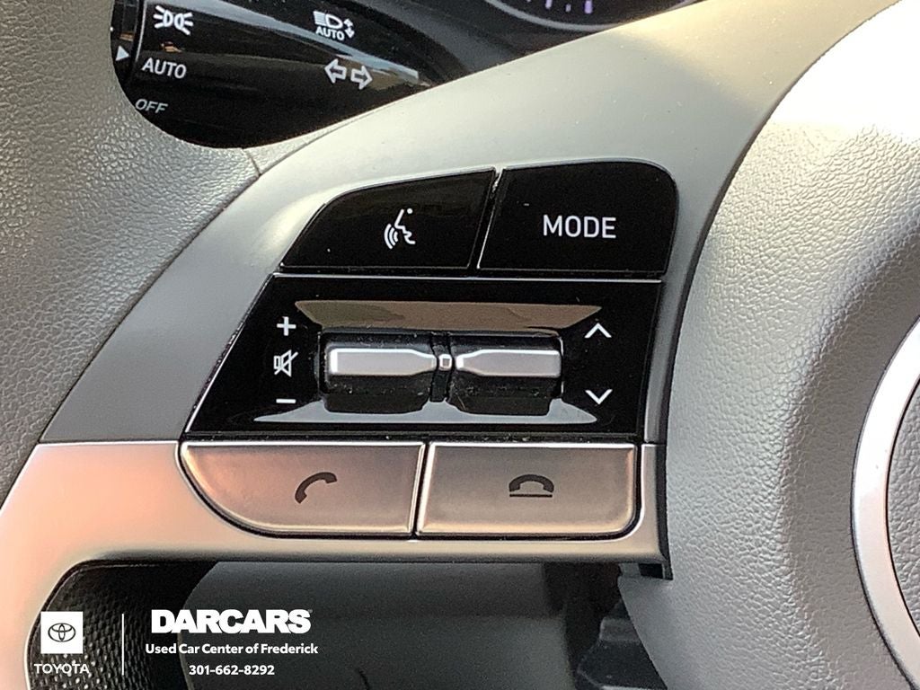 2023 Hyundai Elantra SE