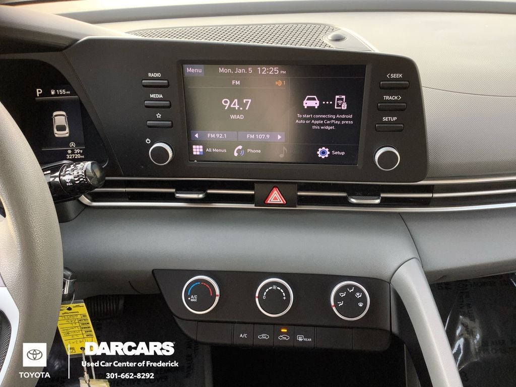 2023 Hyundai Elantra SE