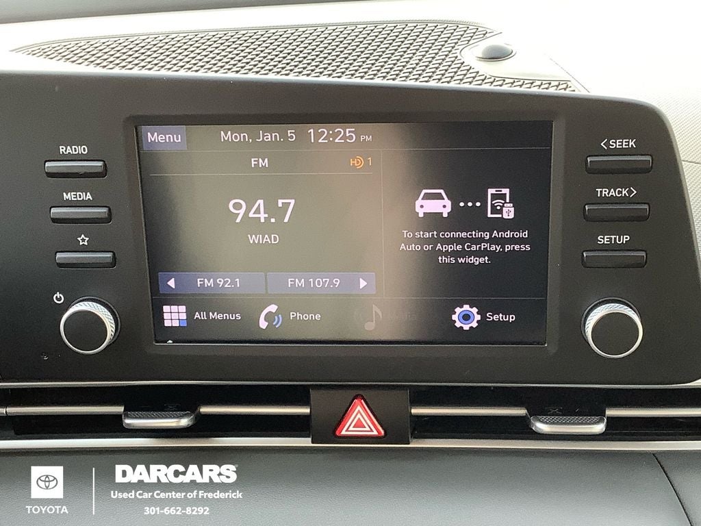 2023 Hyundai Elantra SE