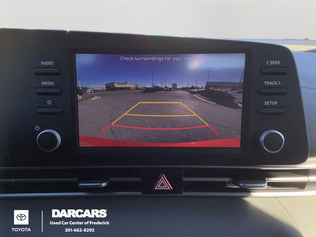 2023 Hyundai Elantra SE