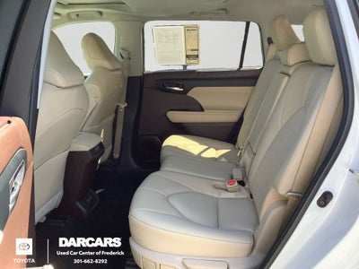 2022 Toyota Highlander XLE
