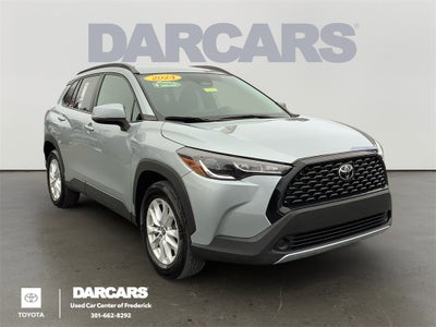 2024 Toyota Corolla Cross LE