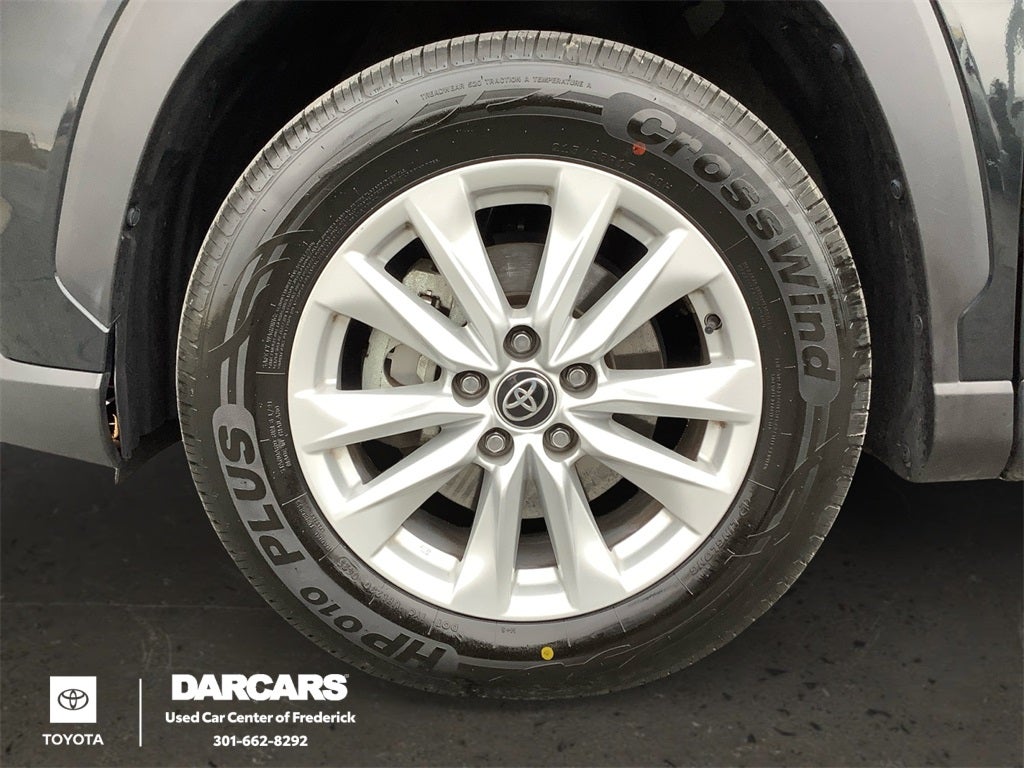 2023 Toyota Corolla Cross LE