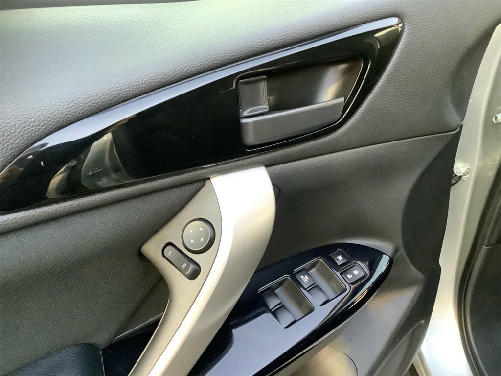 2024 Mitsubishi Eclipse Cross LE