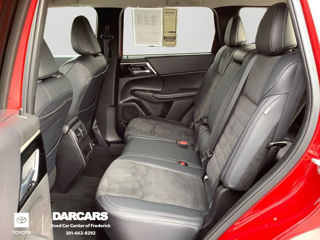 2024 Mitsubishi Outlander SE