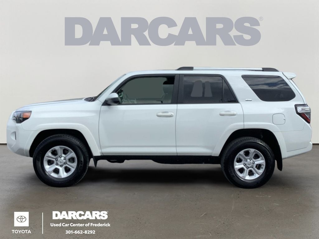 2024 Toyota 4Runner 3rd Row Seating SR5