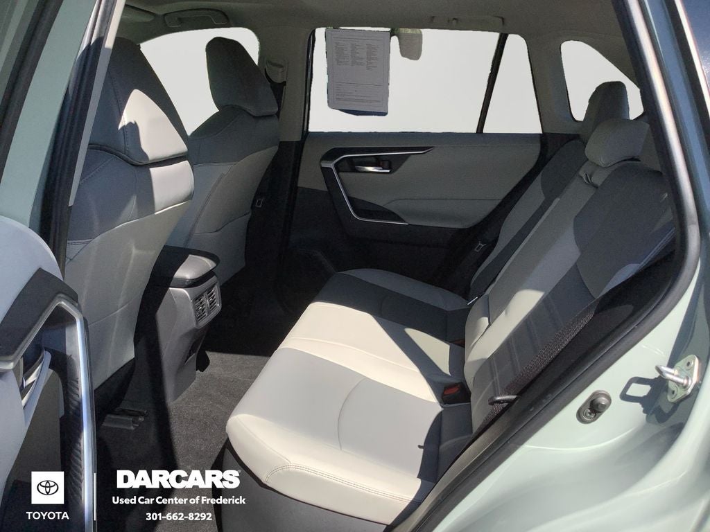 2022 Toyota RAV4 Hybrid XLE Premium
