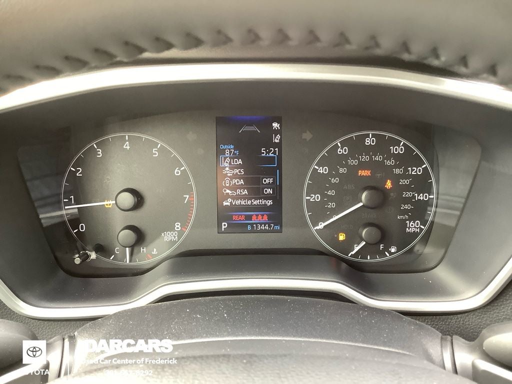 2025 Toyota Corolla Hatchback SE