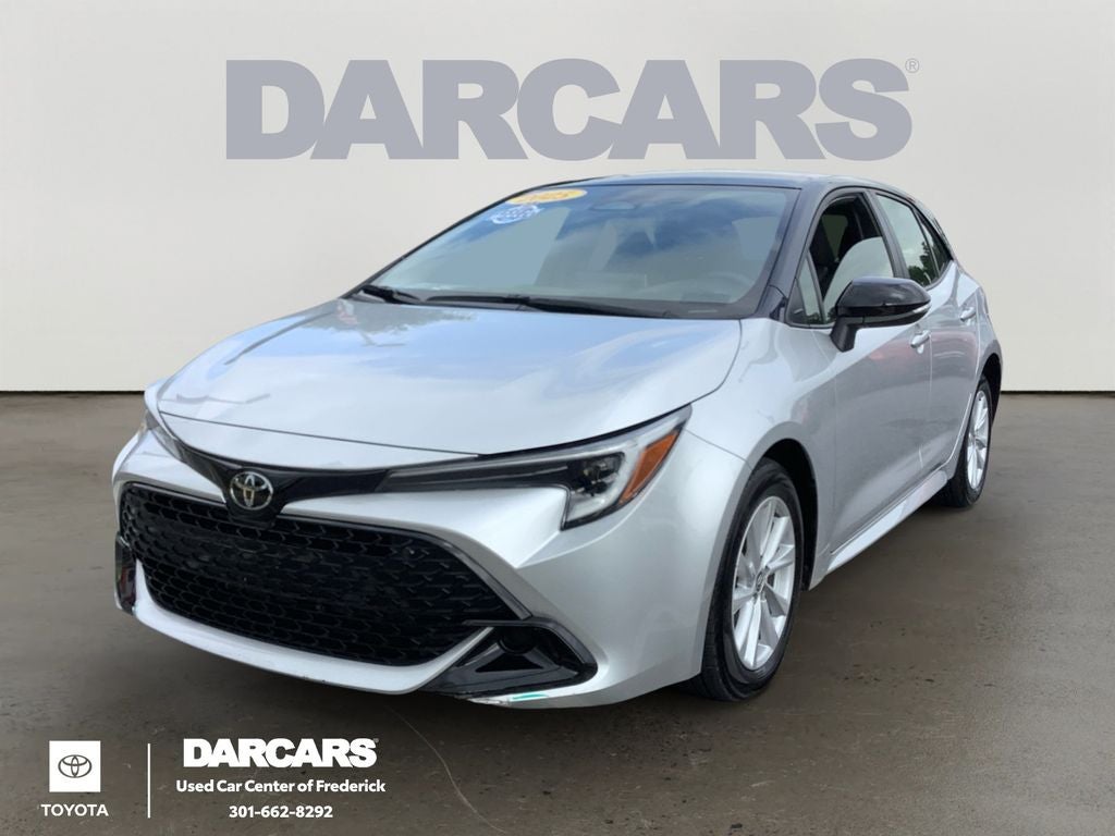 2025 Toyota Corolla Hatchback SE
