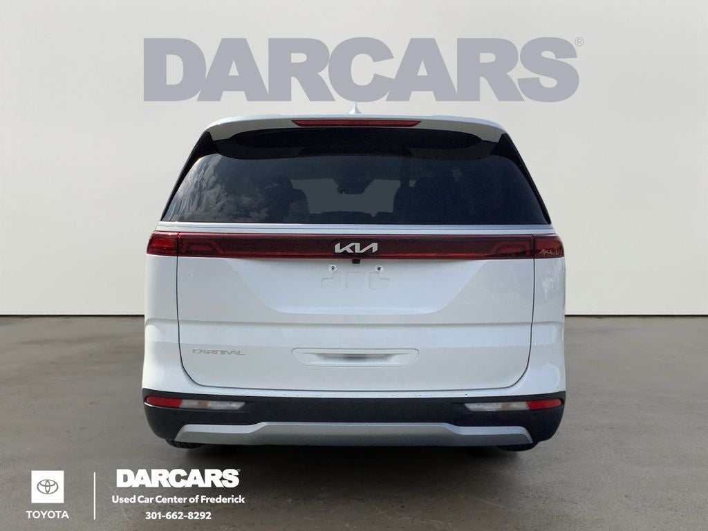 2024 Kia Carnival LX