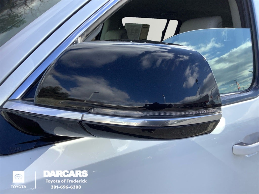 2023 Jeep Wagoneer Series III