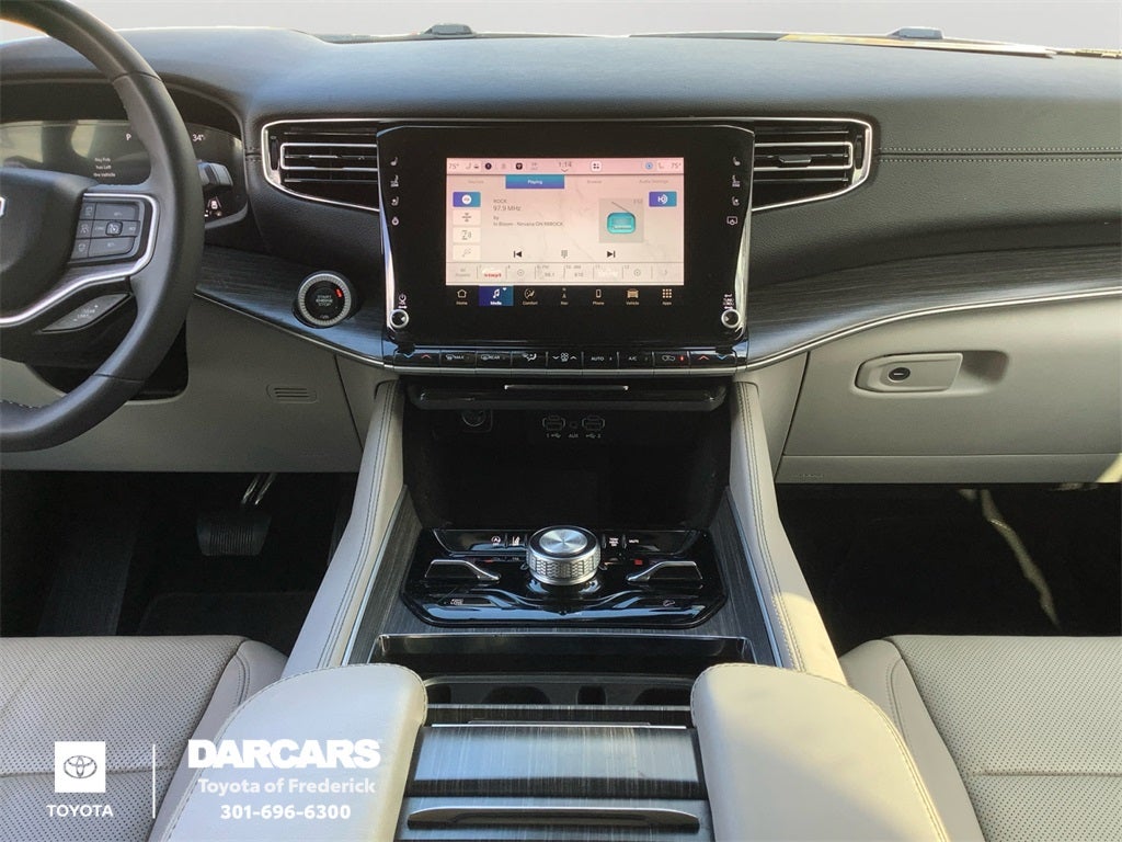 2023 Jeep Wagoneer Series III