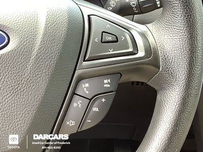 2021 Ford Edge SE