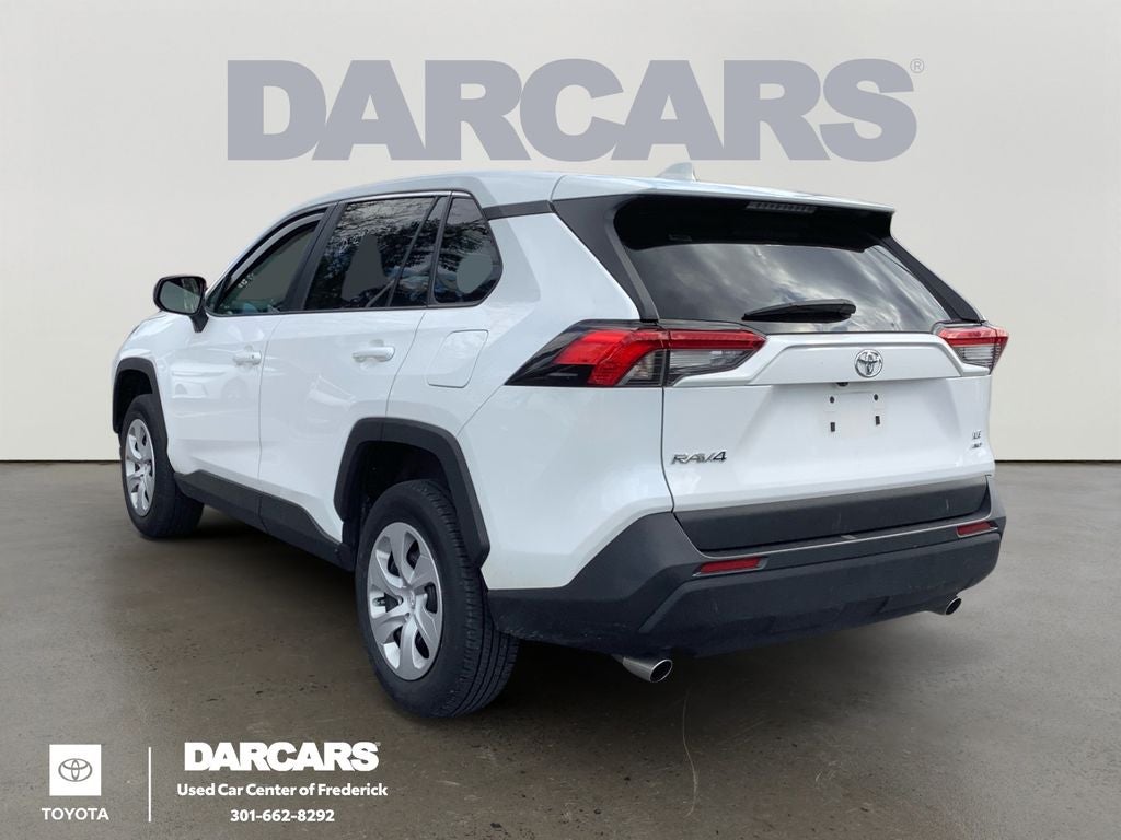 2024 Toyota RAV4 LE