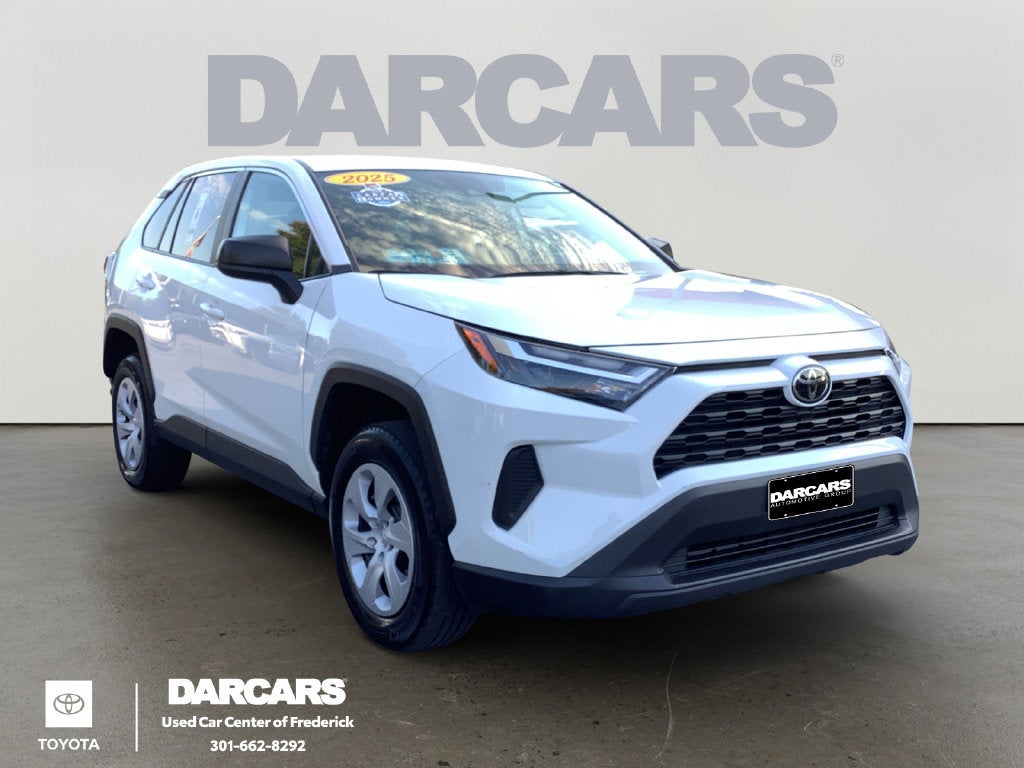 2025 Toyota RAV4 LE