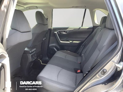 2020 Toyota RAV4 Hybrid XLE