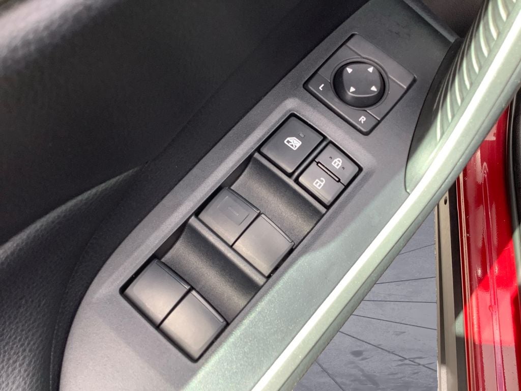 2019 Toyota RAV4 Hybrid XLE