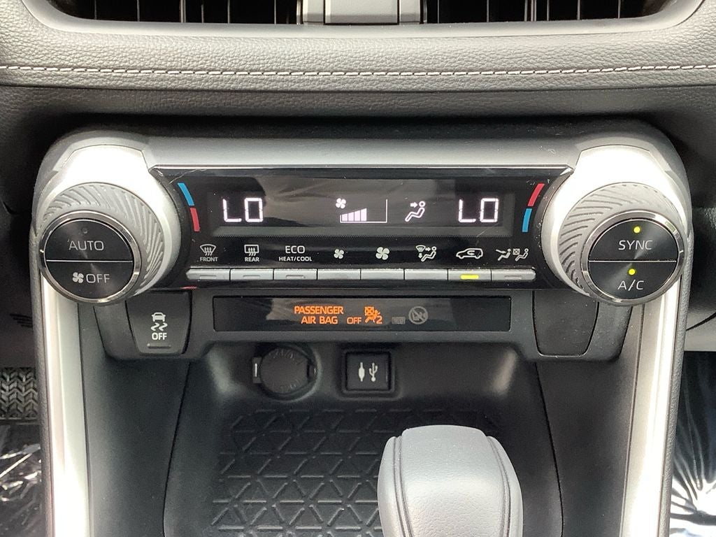 2019 Toyota RAV4 Hybrid XLE
