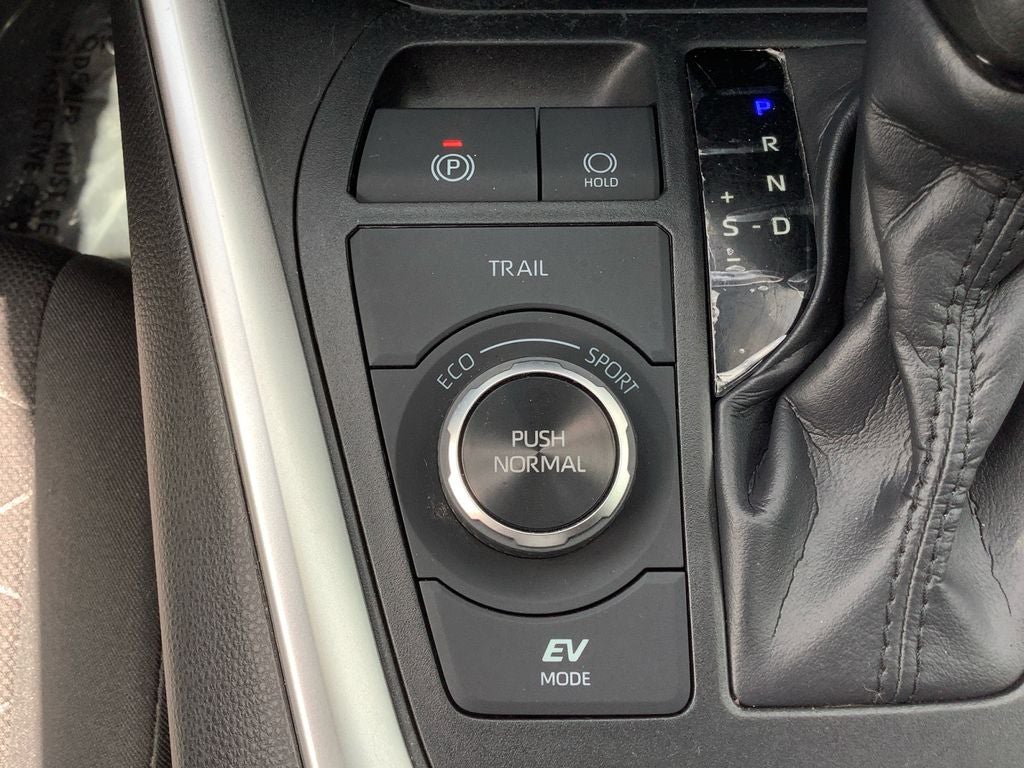 2019 Toyota RAV4 Hybrid XLE
