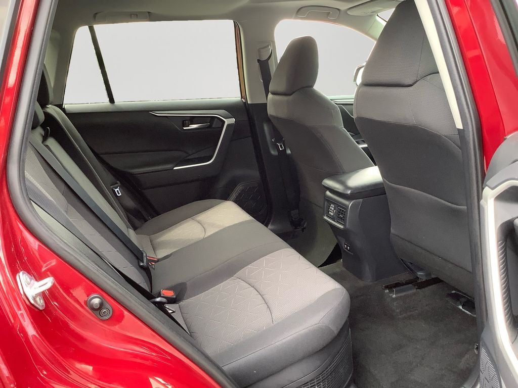 2019 Toyota RAV4 Hybrid XLE