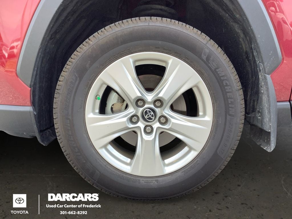 2019 Toyota RAV4 Hybrid XLE