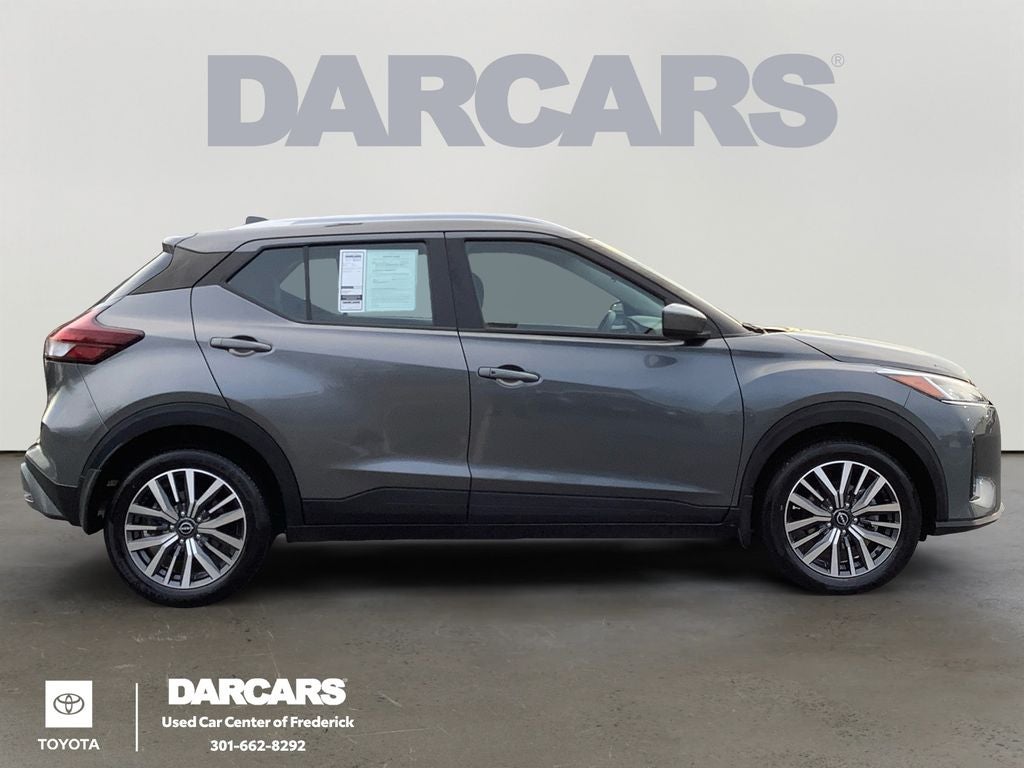 2023 Nissan Kicks SV