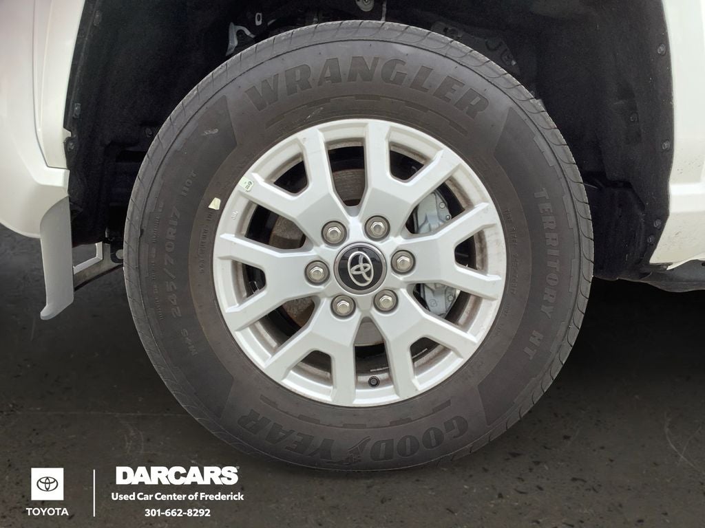 2025 Toyota Tacoma SR5