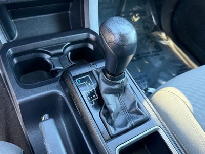 2022 Toyota Tacoma SR V6