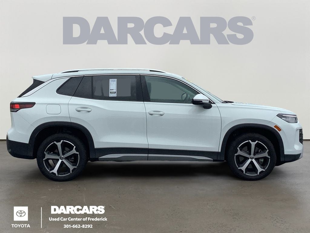 2025 Volkswagen Tiguan 2.0T SE