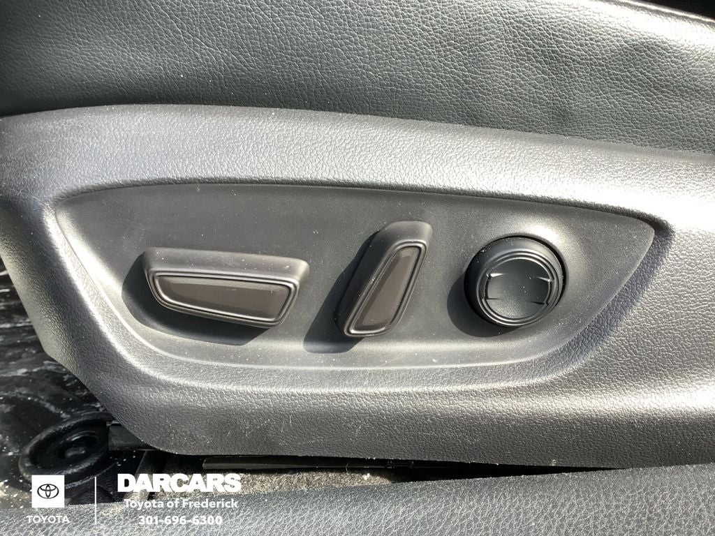 2019 Toyota Camry XLE