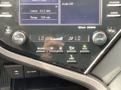 2018 Toyota Camry XLE