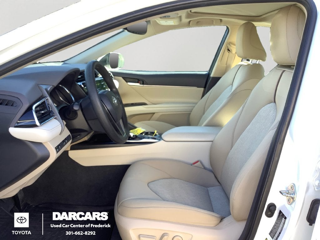 2018 Toyota Camry Hybrid LE