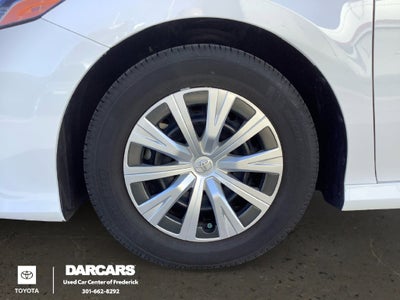 2018 Toyota Camry Hybrid LE