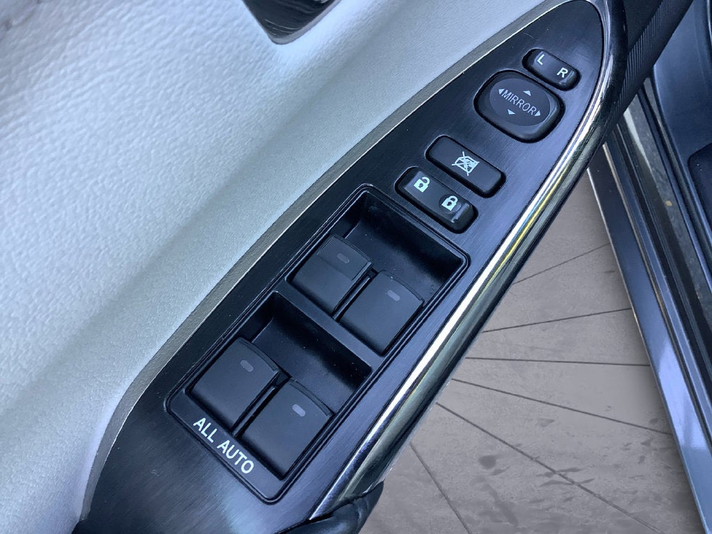 2017 Toyota Avalon XLE